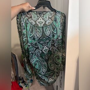 Long sleeve colorful top